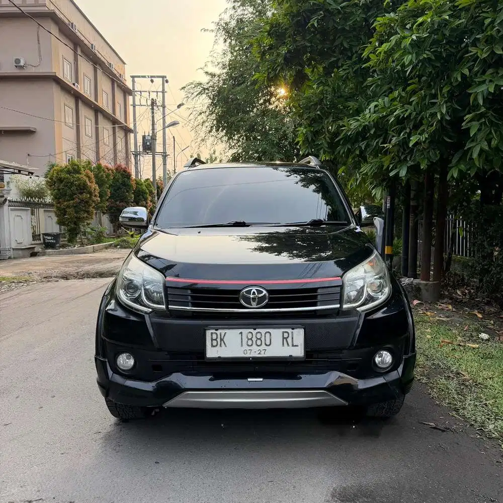 (DP 25JT) Toyota Rush 1.5 S TRD Ultimo Manual 2017