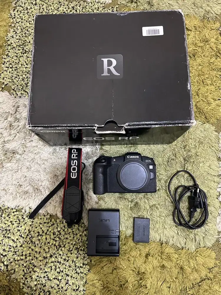 Canon eos RP Body Only