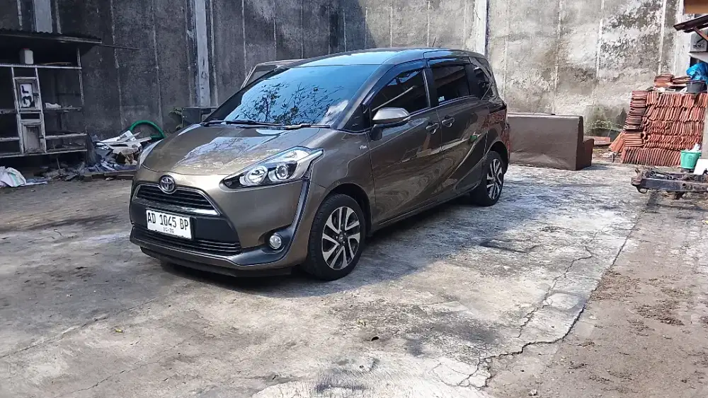 Sienta V Matic 2017