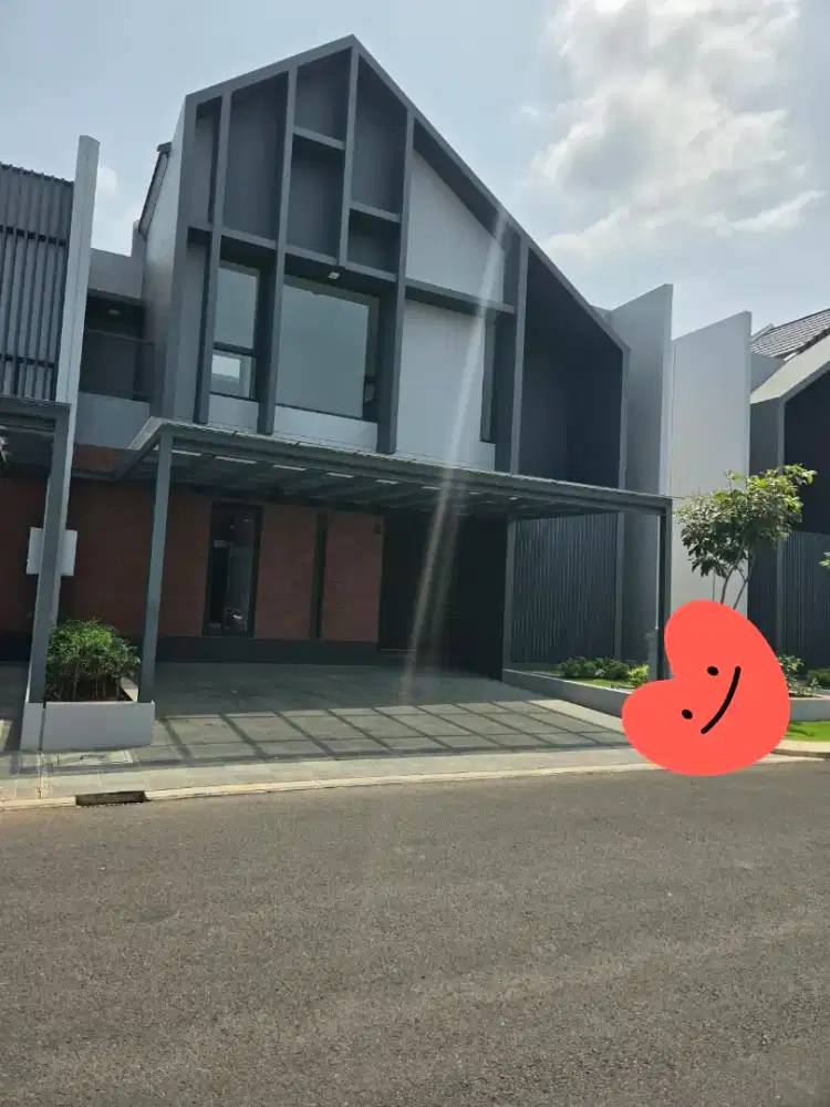 Disewakan rumah cantik siap huni full furnish di Summarecon Bandung