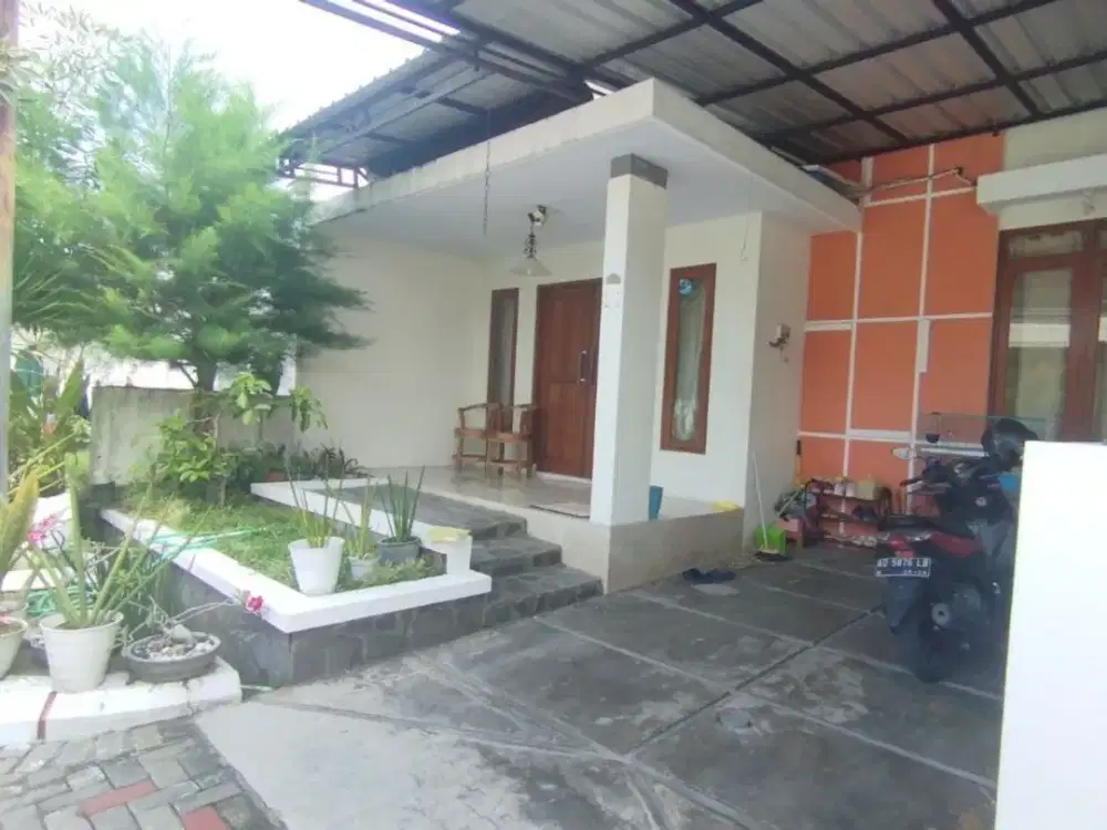 Rumah Cluster Elite di Mangesti Raya Gentan Sukoharjo