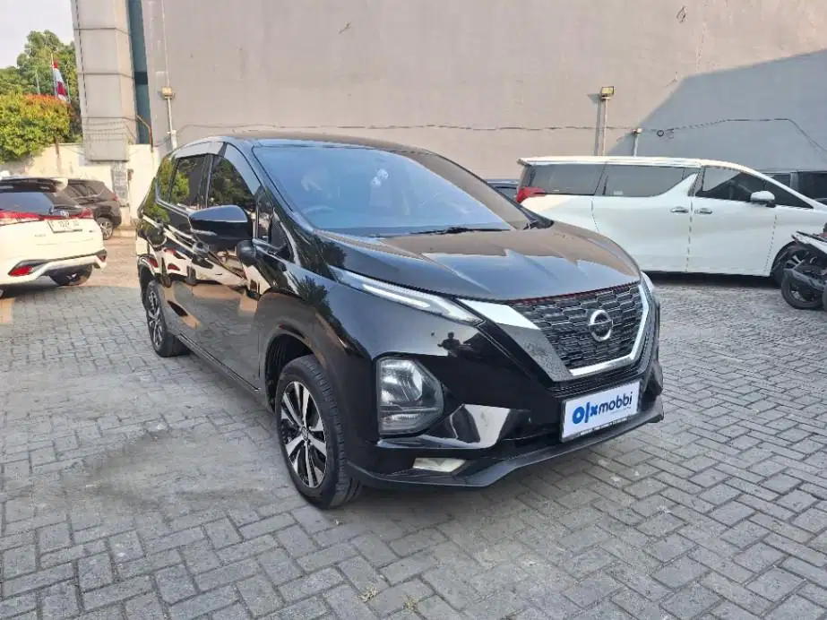DP MURAH Nissan Livina 1.5 VE Bensin-AT 2022  CDFQB