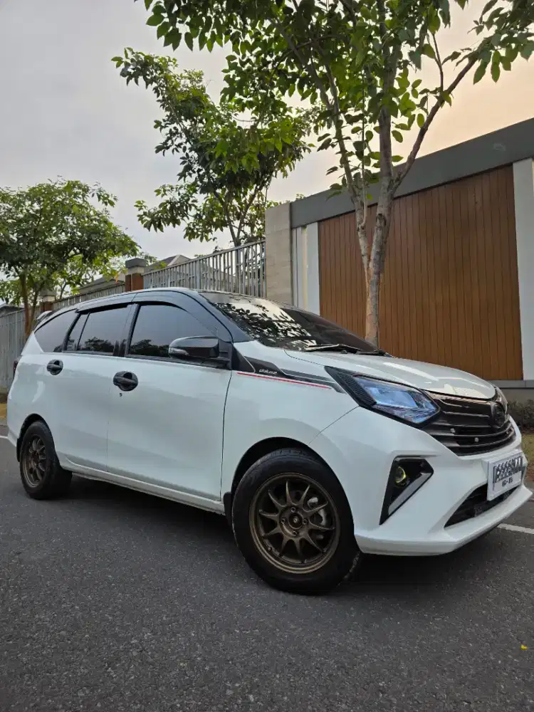 Daihatsu Sigra Type R Manual Tahun 2023 Mulus Klimis Ex Kontes KM 51rb