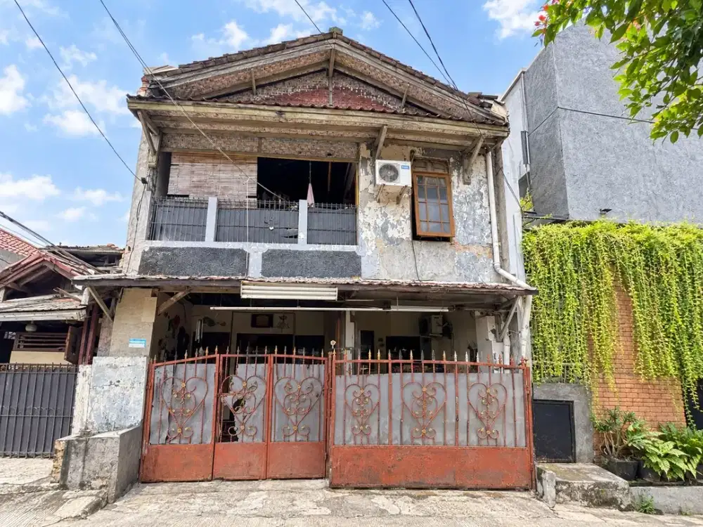 Rumah 2 Lantai Strategis di Galaxy Bekasi