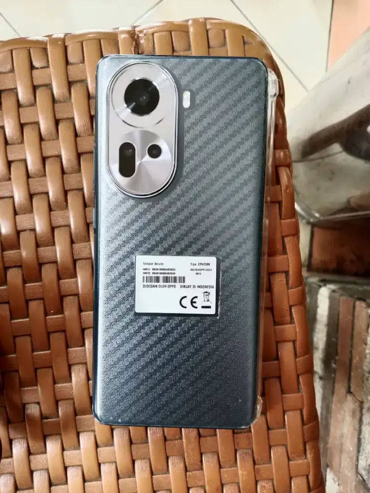 Oppo reno 11 5G kondisi masih baru