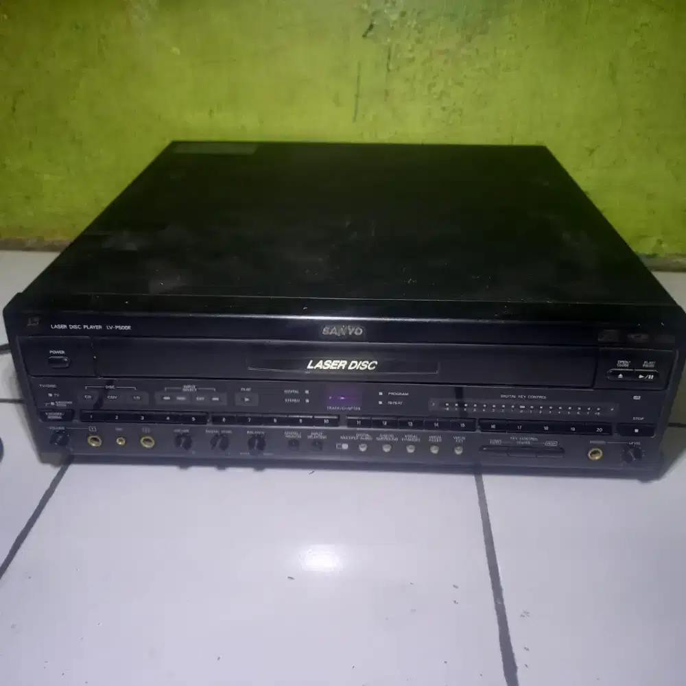 Laser disc sanyo vintage lawas jadul piringan hitam