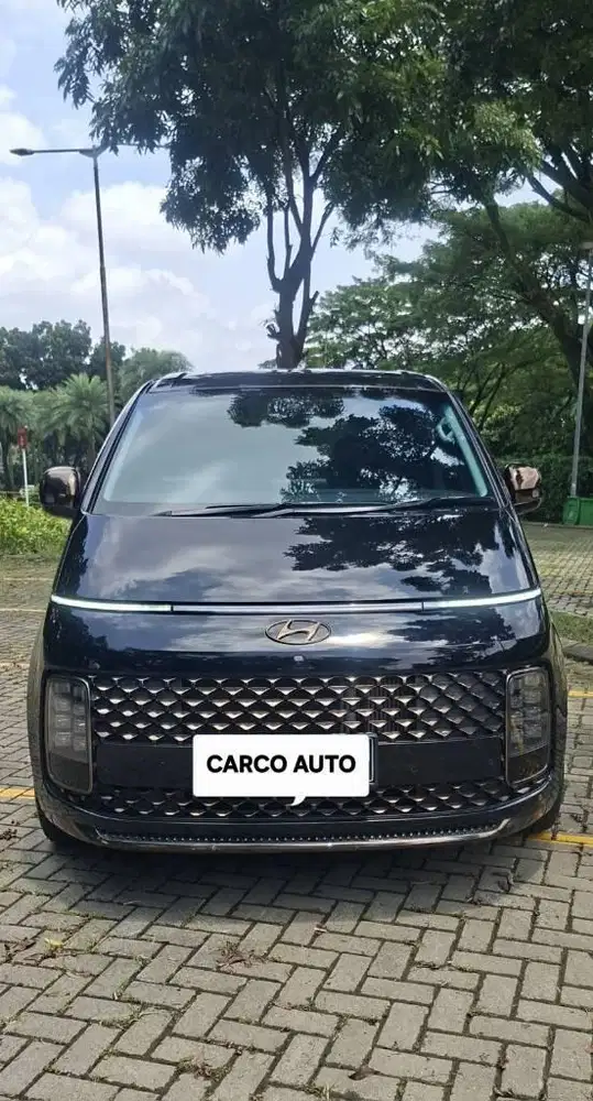 Hyundai Staria 2.2L 7Seat 2022 Signature Low Km