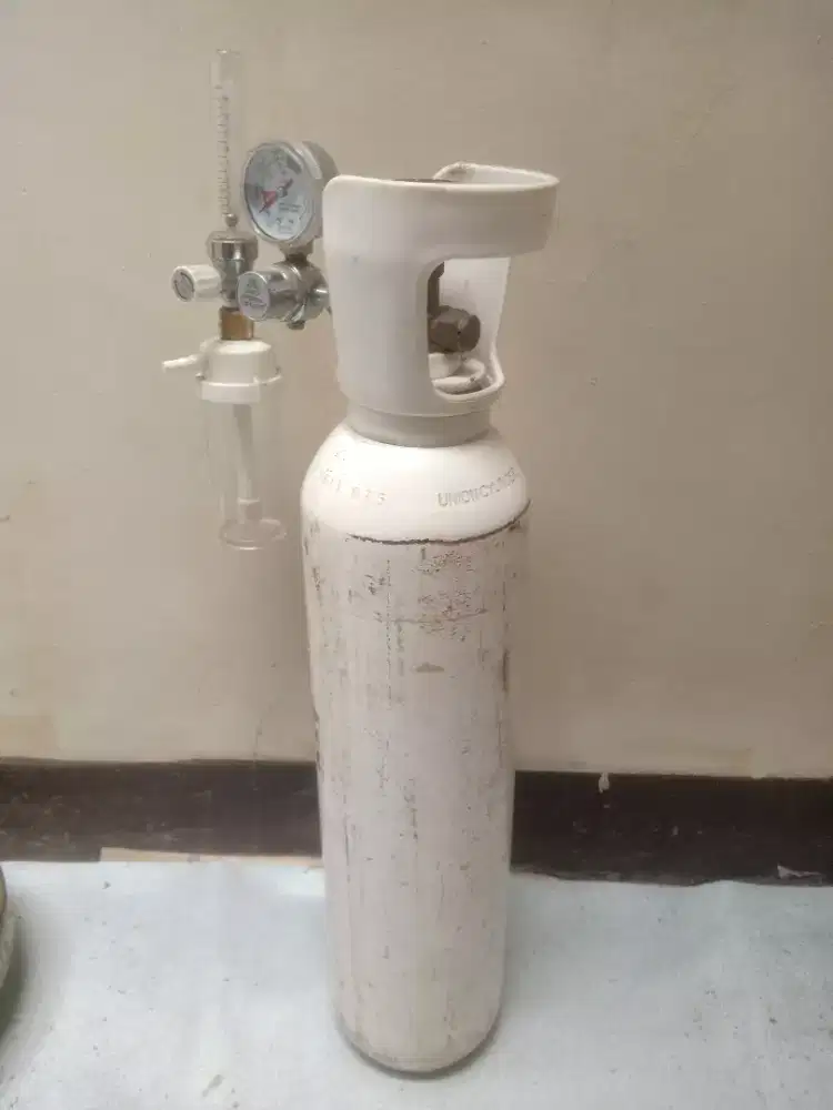 Tabung oksigen+regulator normal no minus