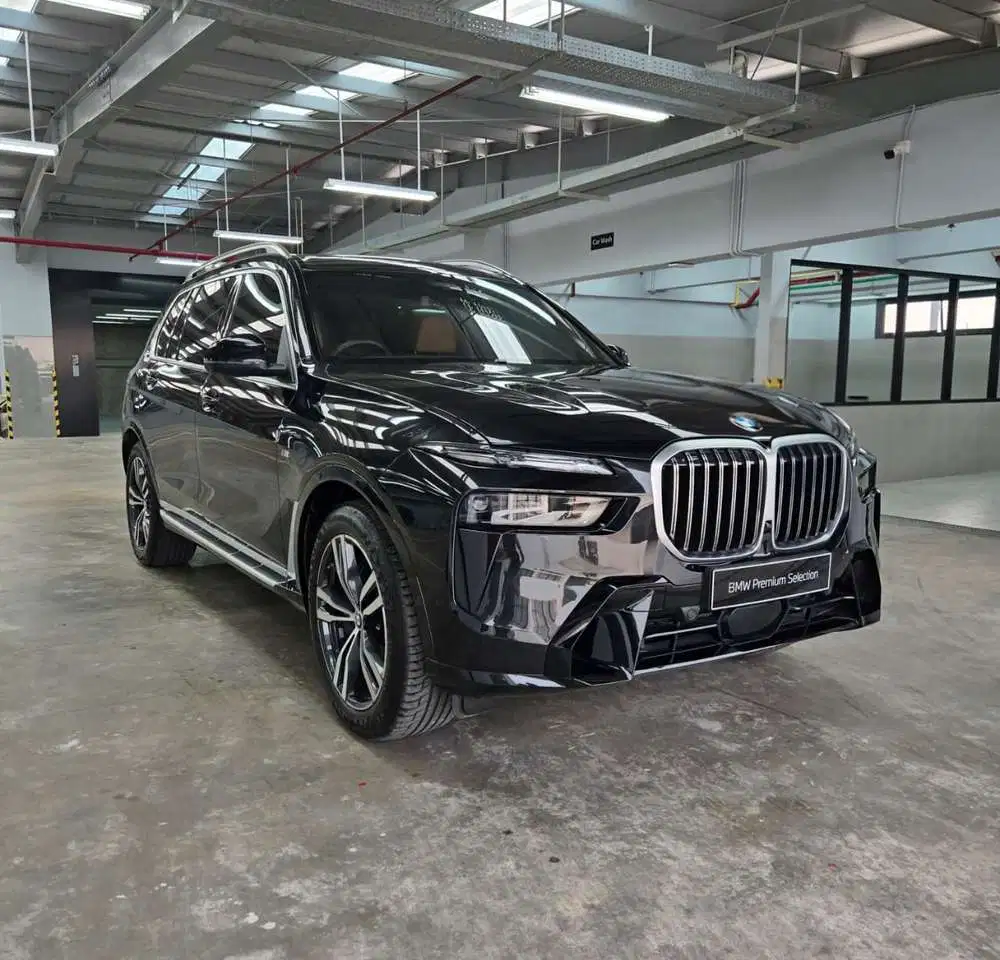 BMW X7 2024 Bensin