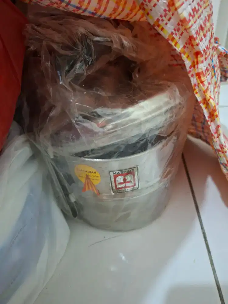 Rantang stainless 2 susun