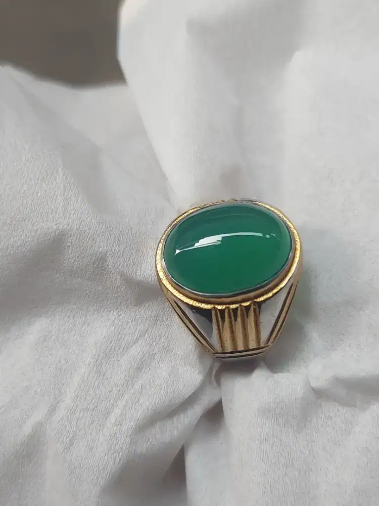 Cincin batu green calsedon