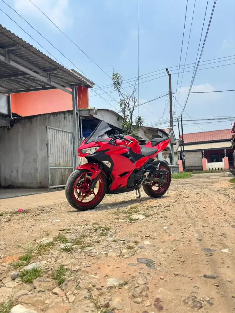 Kawasaki ninja fi 2021 CC 250