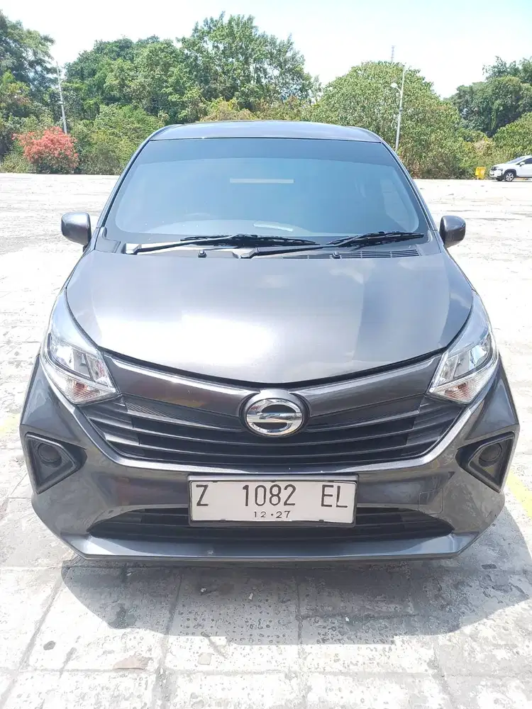Daihatsu sigra 1.2 x AT 2022