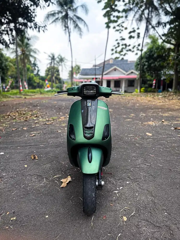 FOR SALE PIAGGIO VESPA S 125 IGET 2018 PERFECT CONDITION