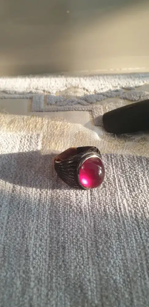 Cincin batu red garnet