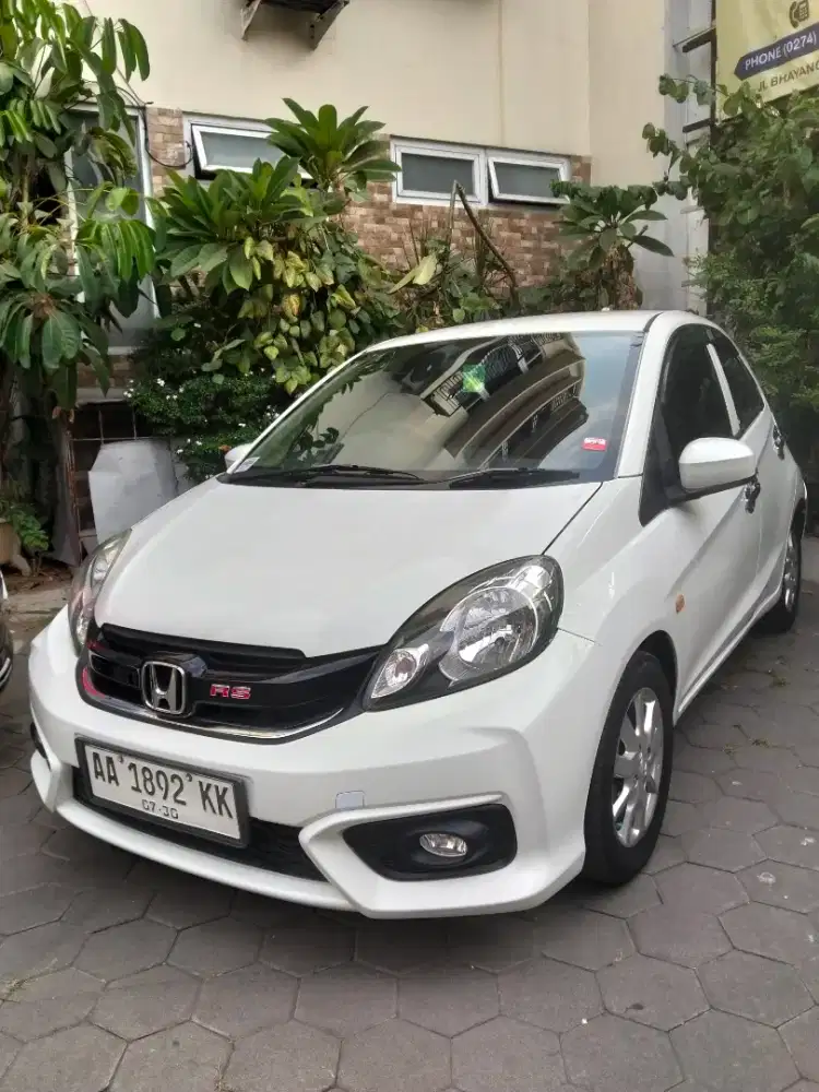JUAL CEPAT BUTUH‼️ HONDA NEW BRIO 1.2 E M.T 2017  (AGYA)