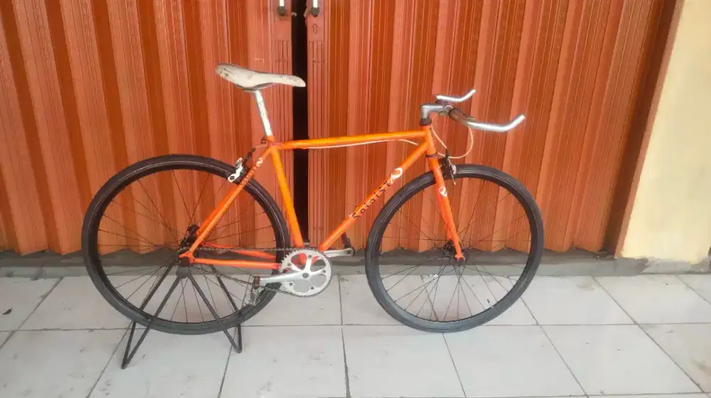 Di jual sepeda fixi ban baru semua