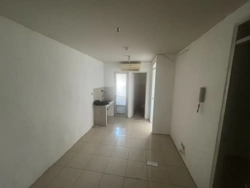 Apartemen Kelapa Gading Nias 2 Kamar di Emerald Kosongan 2 AC