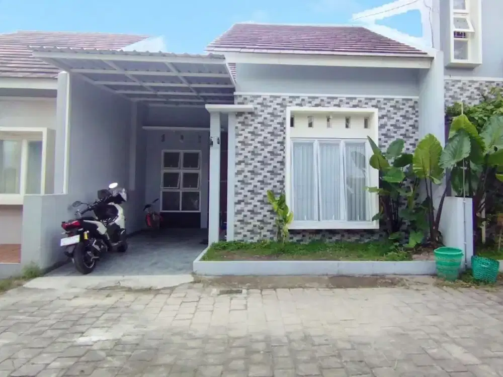 Rumah Cluster Cantik Minimalis Dekat Gerbang Toll Ngemplak