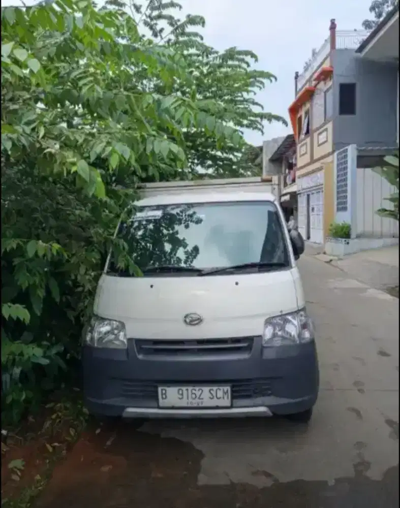 Daihatsu grand max mbox