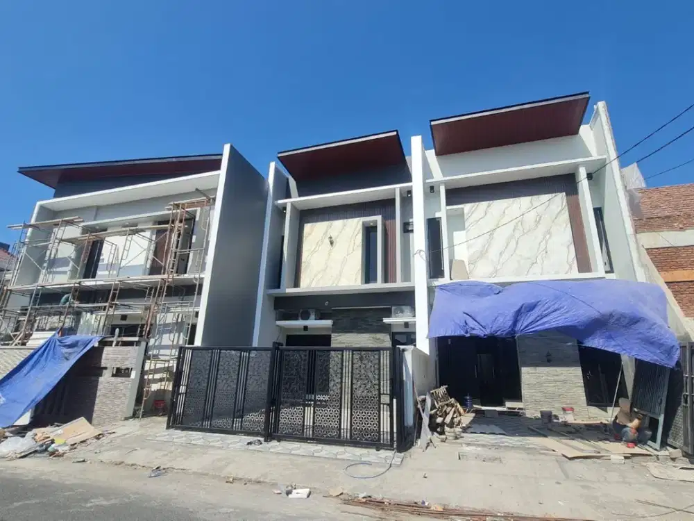 Rumah Baru Modern Lokasi Manyar SUkolilo Surabaya