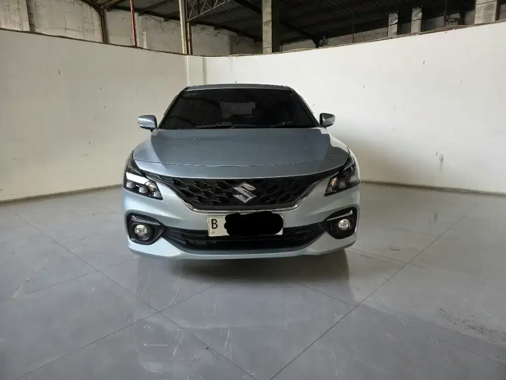 Suzuki  Baleno Hatchback AT ( Matic ) 2023 Sikver Km 42rban Mulus