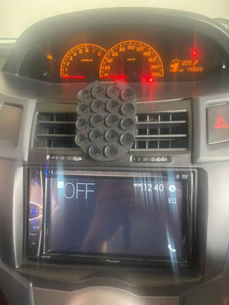 Toyota Yaris 2012 Bensin