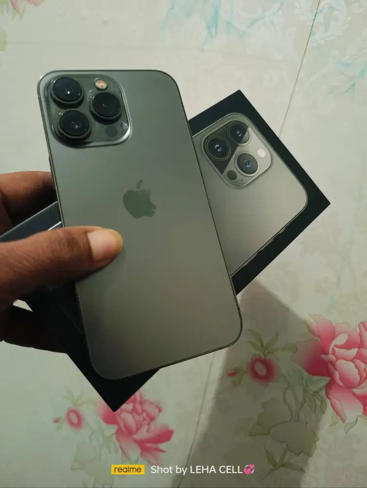 Butuh iPhone 15 Pro 256GB Black Titanium COD Ready