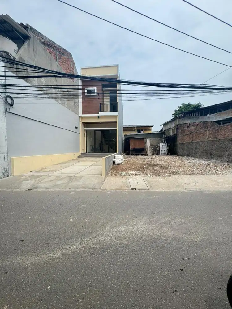 Di Jual Rumah / Toko 2 Lantai Klingkit - Bojong Indah - Rawa Buaya