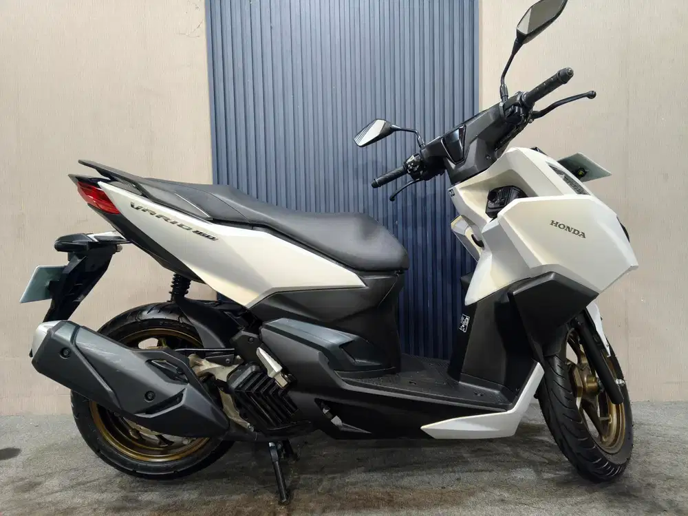 Vario 160 ABS 2025 istimewa mulus terawat siap pakai...