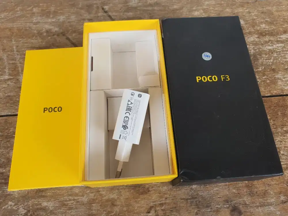 Dus Buku Charger Poco F3 ORI Cabutan