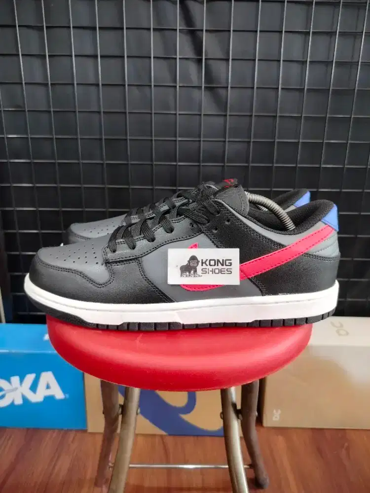 SEPATU SB DUNG LOW BLACK RED BLUE