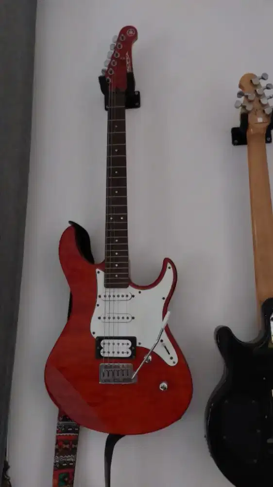 Yamaha Pacifica PAC212VQM