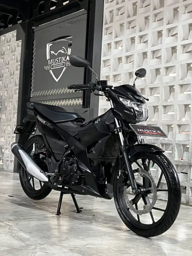 SUZUKI SATRIA FU 150 2017 - Chintia Mustika