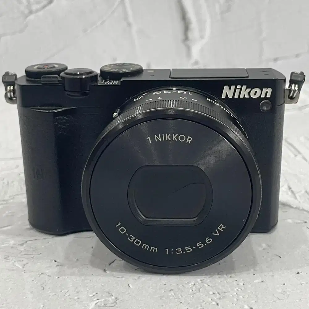 NIKON  J5 / J 5 10-30 MM F3.5-5.6 MURAH BERKUALITAS BERGARANSI