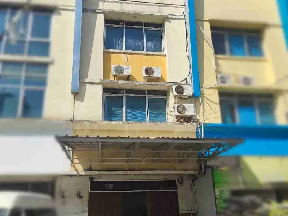 JUAL MURAH Ruko 3 Lantai di Komp.City Square, Jl.Abdul Rahman Saleh, Bandung