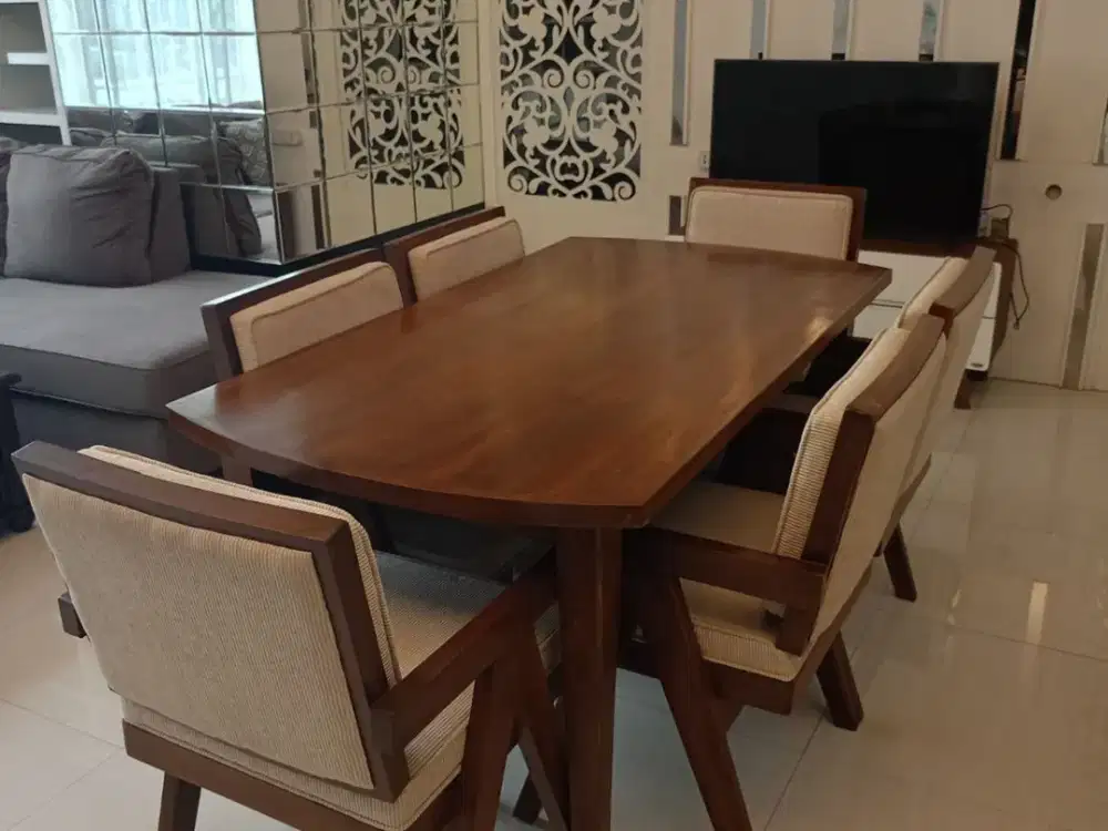 Apartemen Premium Garden Mansion Waterplace Tower D Pakuwon Indah Surabaya Barat Fully Furnished