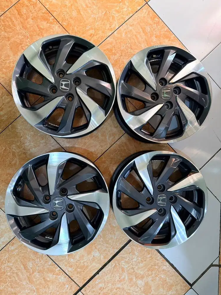Velg honda mobilio RS 2017
