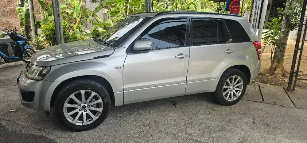 SUZUKI GRAND VITARA 2.4 JLX AT