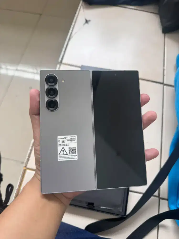 Samsung Galaxy Z Fold 6 12/512gb Silver Fullset Mulus