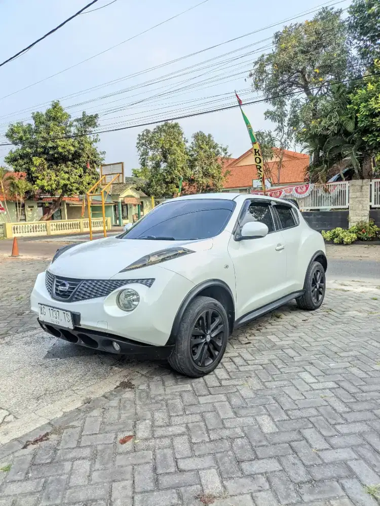 NISSAN JUKE AT / 2011