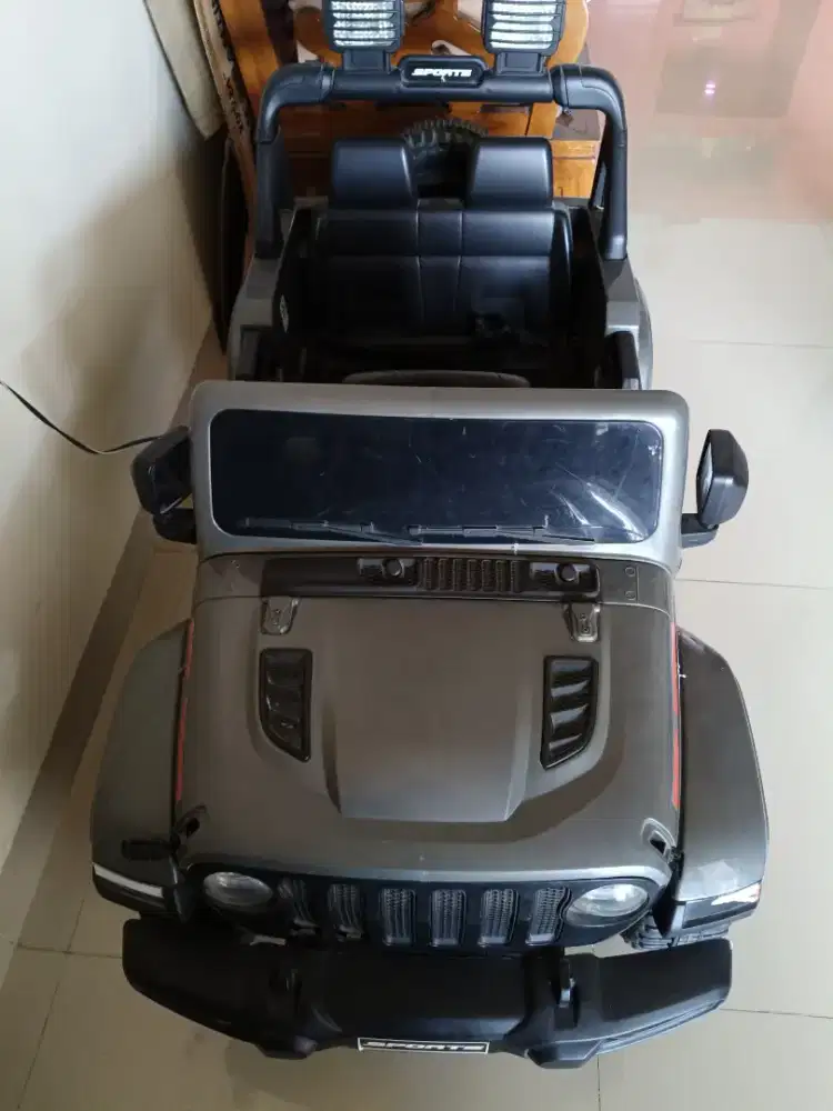 Mobil Aki Anak Bisa Charger Ulang..