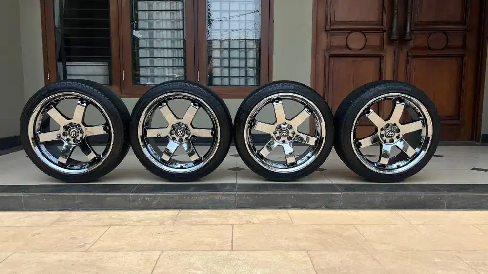 VELG R18 Chrome Toyota + Ban Acceleta 215/40 R18 - Jakarta Selatan