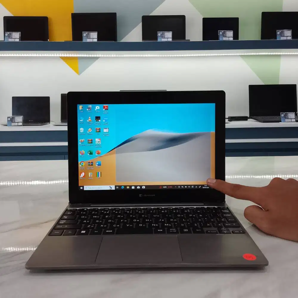 TOSHIBA DYNABOOK 2IN1 | TOUCHSCREEN | SSD | GARANSI 1 TAHUN
