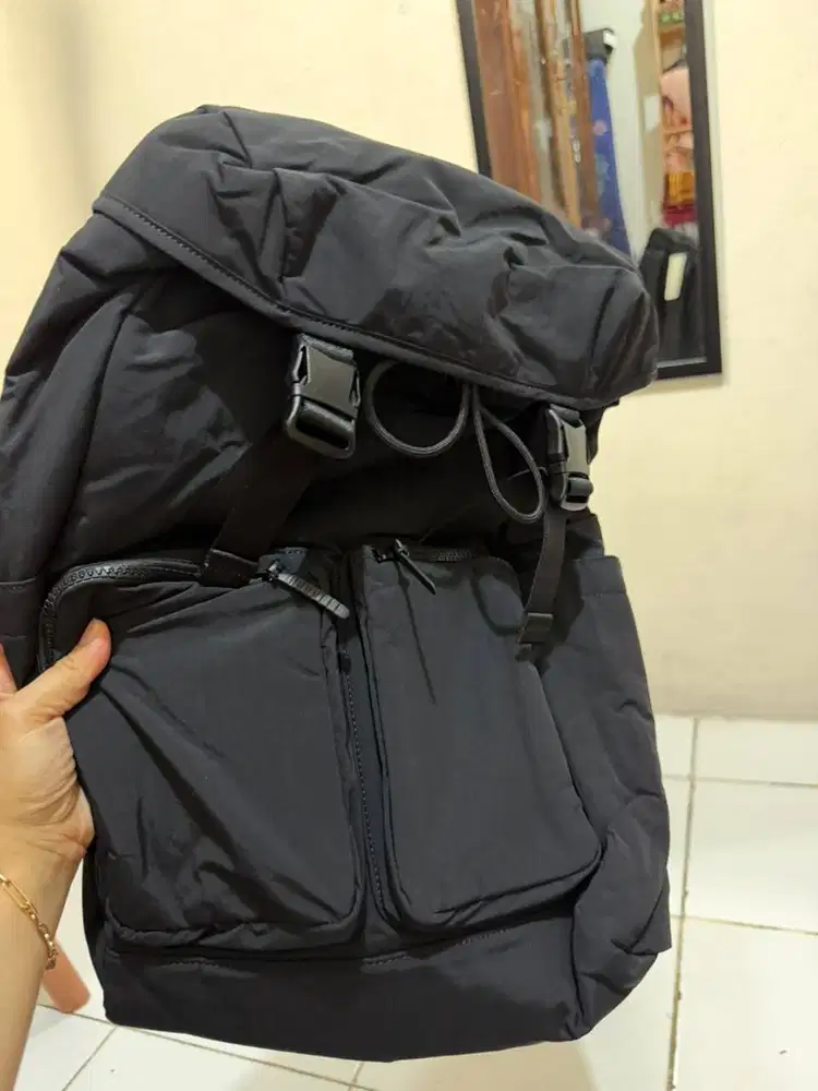 Tas Ransel Multi Saku (Water-Repellent) - Hitam