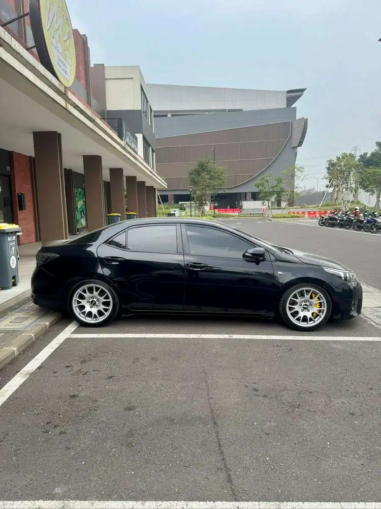 Toyota Corolla Altis 2015 Bensin