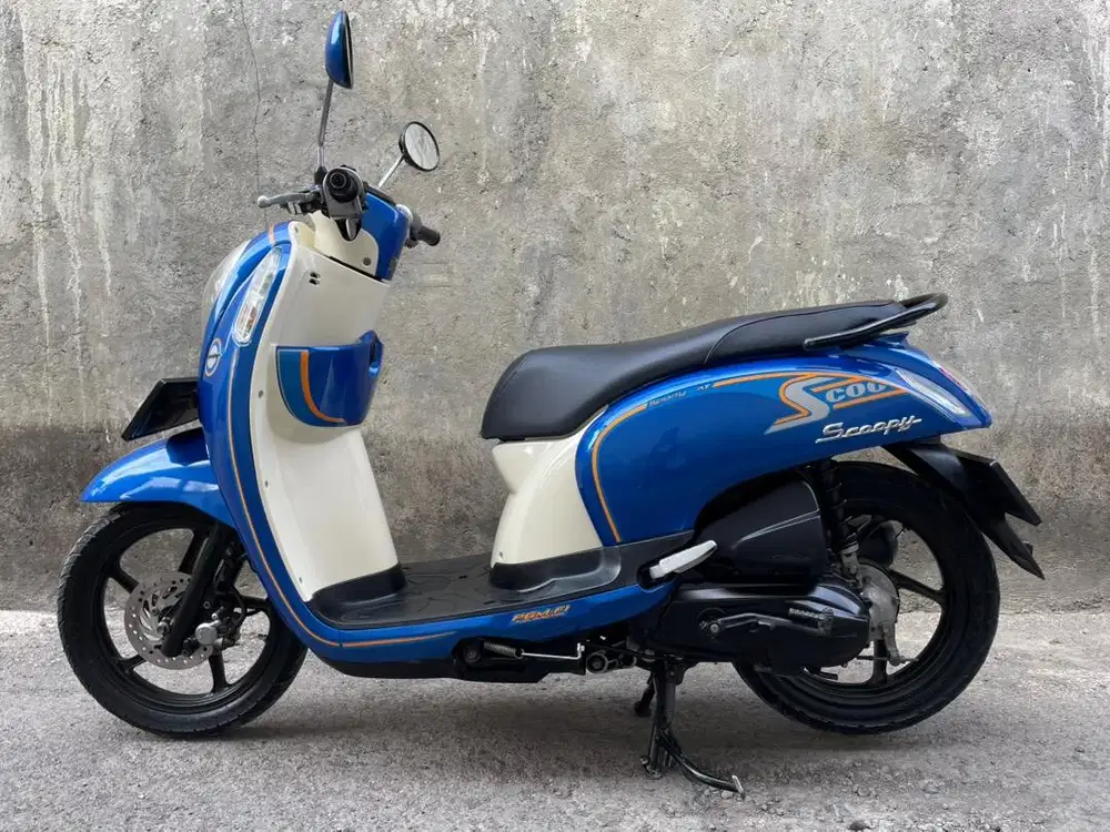 Scoopy 2014 // bintang dewata motor //