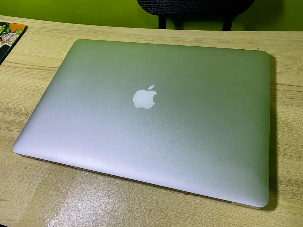 Macbook Pro Retina 2015 15 inch Ram 16 GB Storage SSD 512 GB