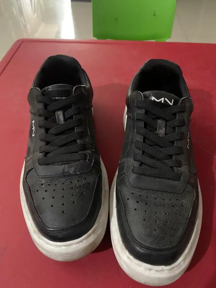 Sepatu Skechers Mark Nason
