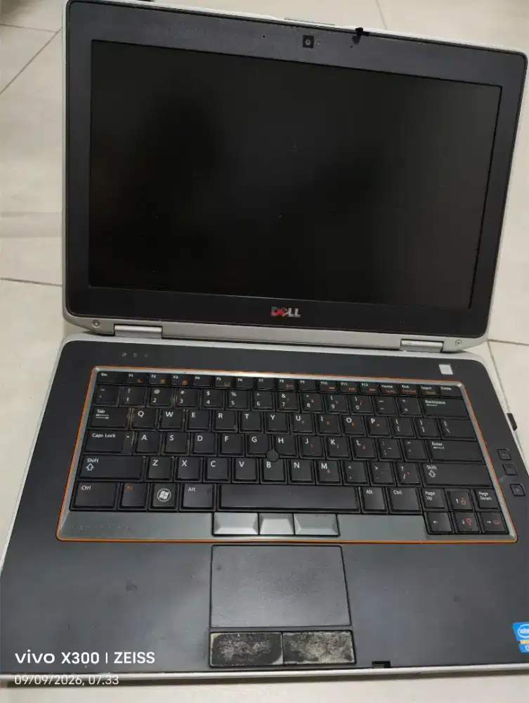 Laptop Dell Preloved